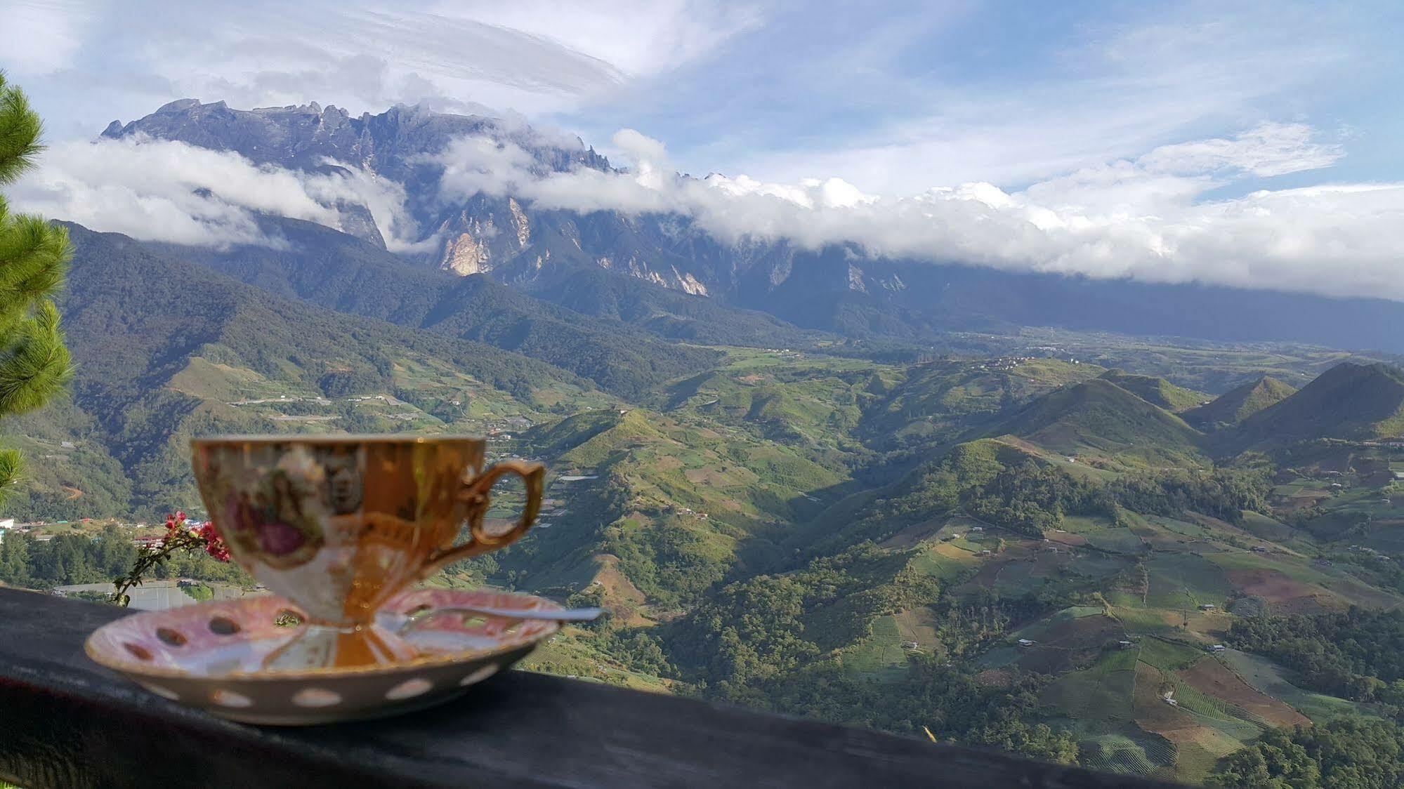 Отель Crystal Hill R Kundasang Экстерьер фото